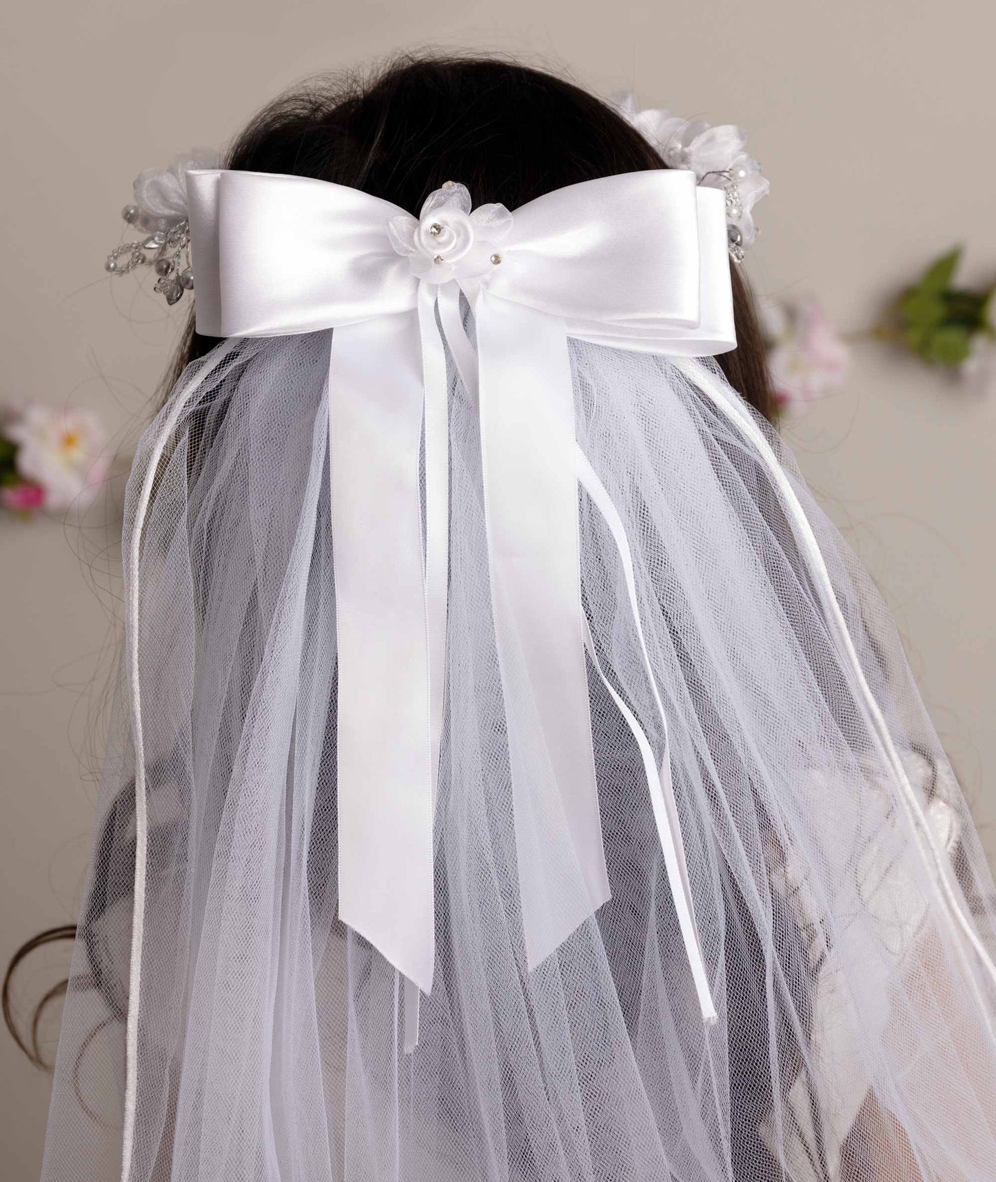 Veil with flower headpiece and bow - CMV 2330